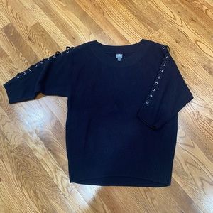 SoHo NY&CO small sweater